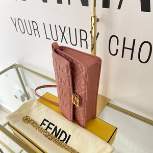Wallet on Chain Baguette rosa Fendi