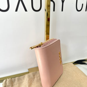 Portafoglio con logo Gucci rosa chiaro