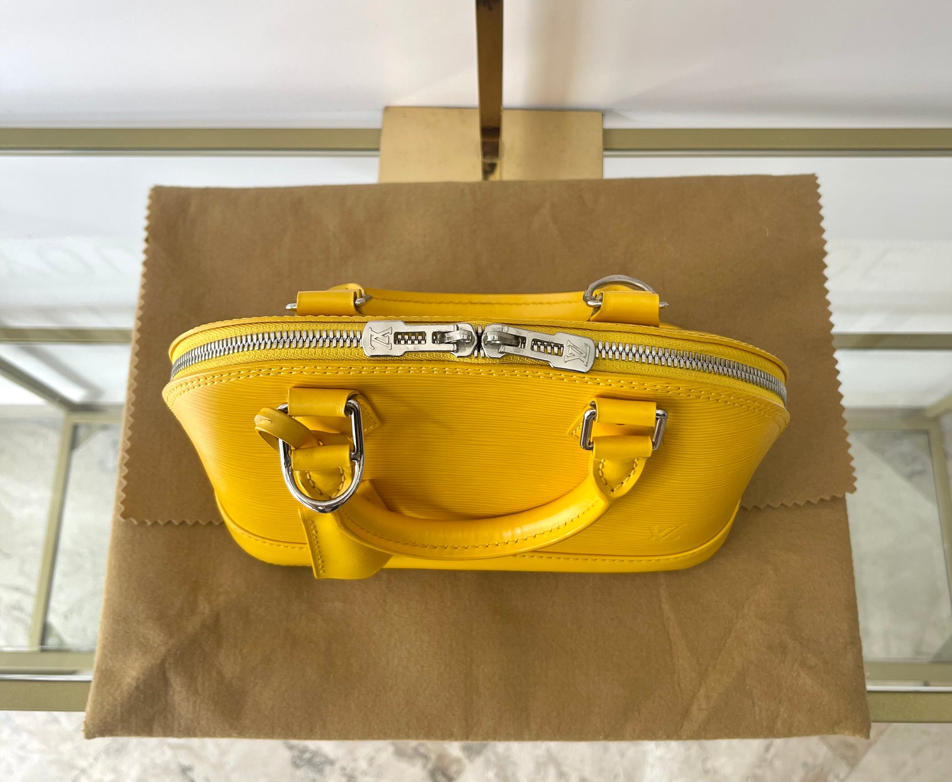 Borsa Alma Epi BB Louis Vuitton