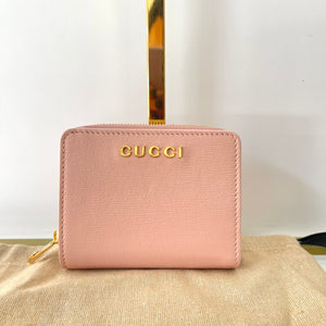 Portafoglio con logo Gucci rosa chiaro