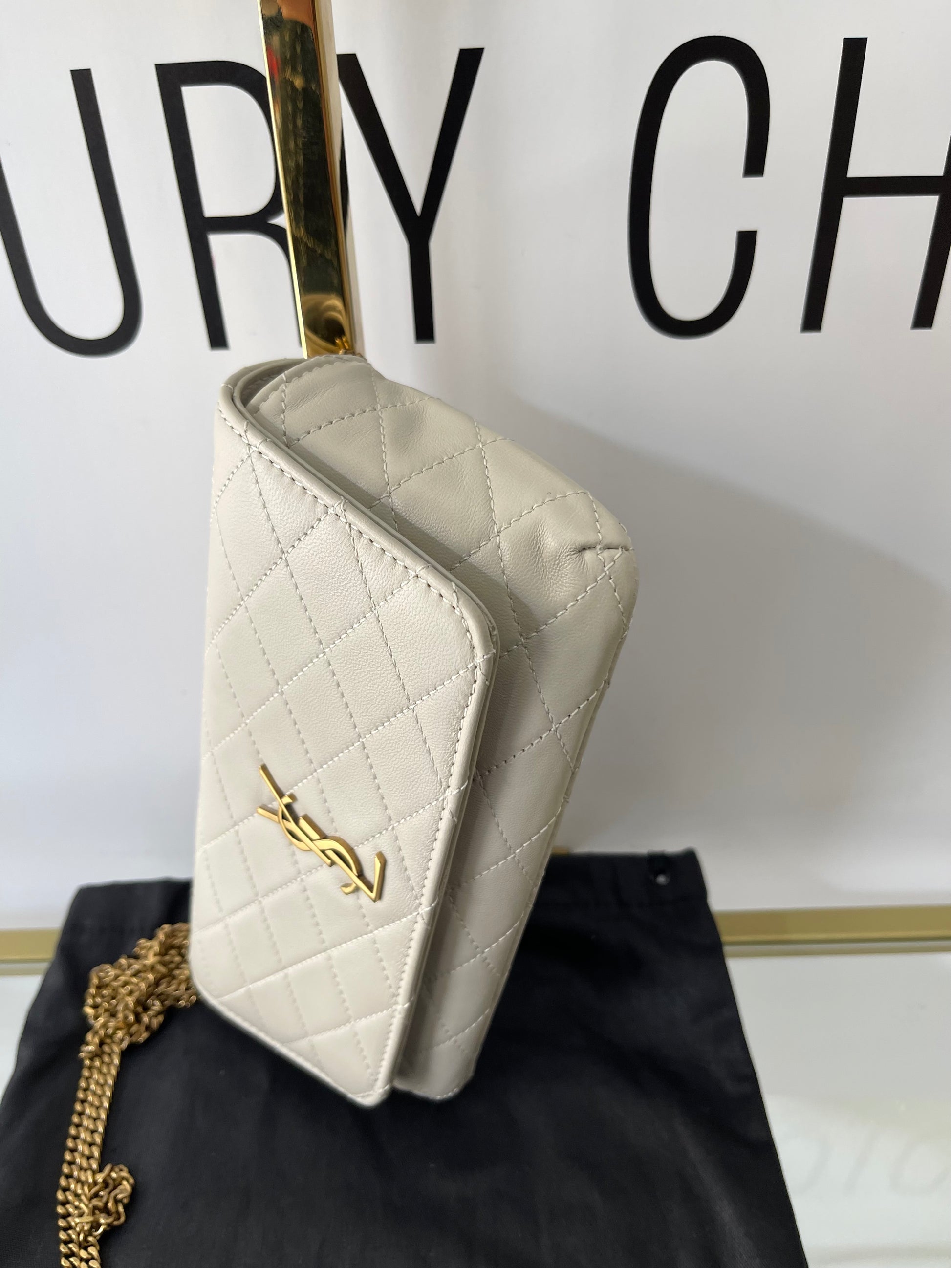 Pochette Gaby Saint Laurent