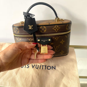 Borsa Vanity PM Monogram Reverse Louis Vuitton