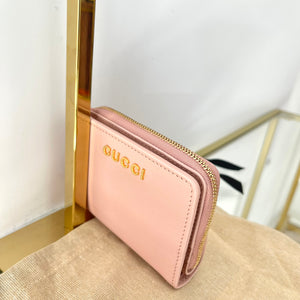 Portafoglio con logo Gucci rosa chiaro