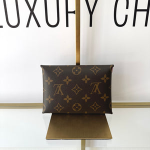 Kirigami Medium Monogram Vivienne Christmas Animation Louis Vuitton LIMITED EDITION