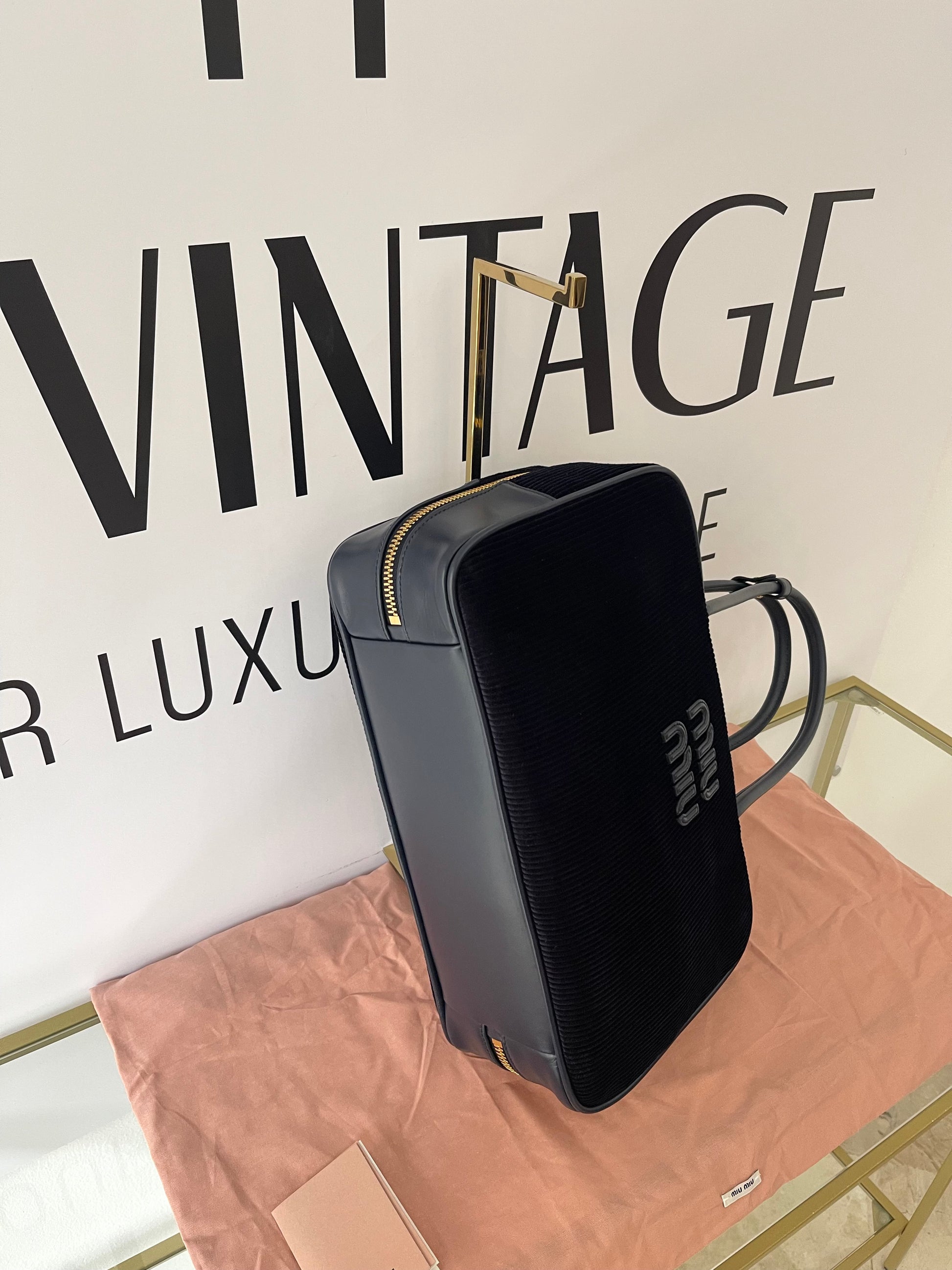 Borsa Beau in velluto a coste Miu Miu