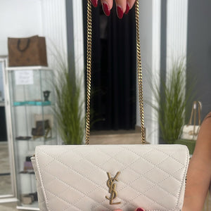 Pochette Gaby Saint Laurent