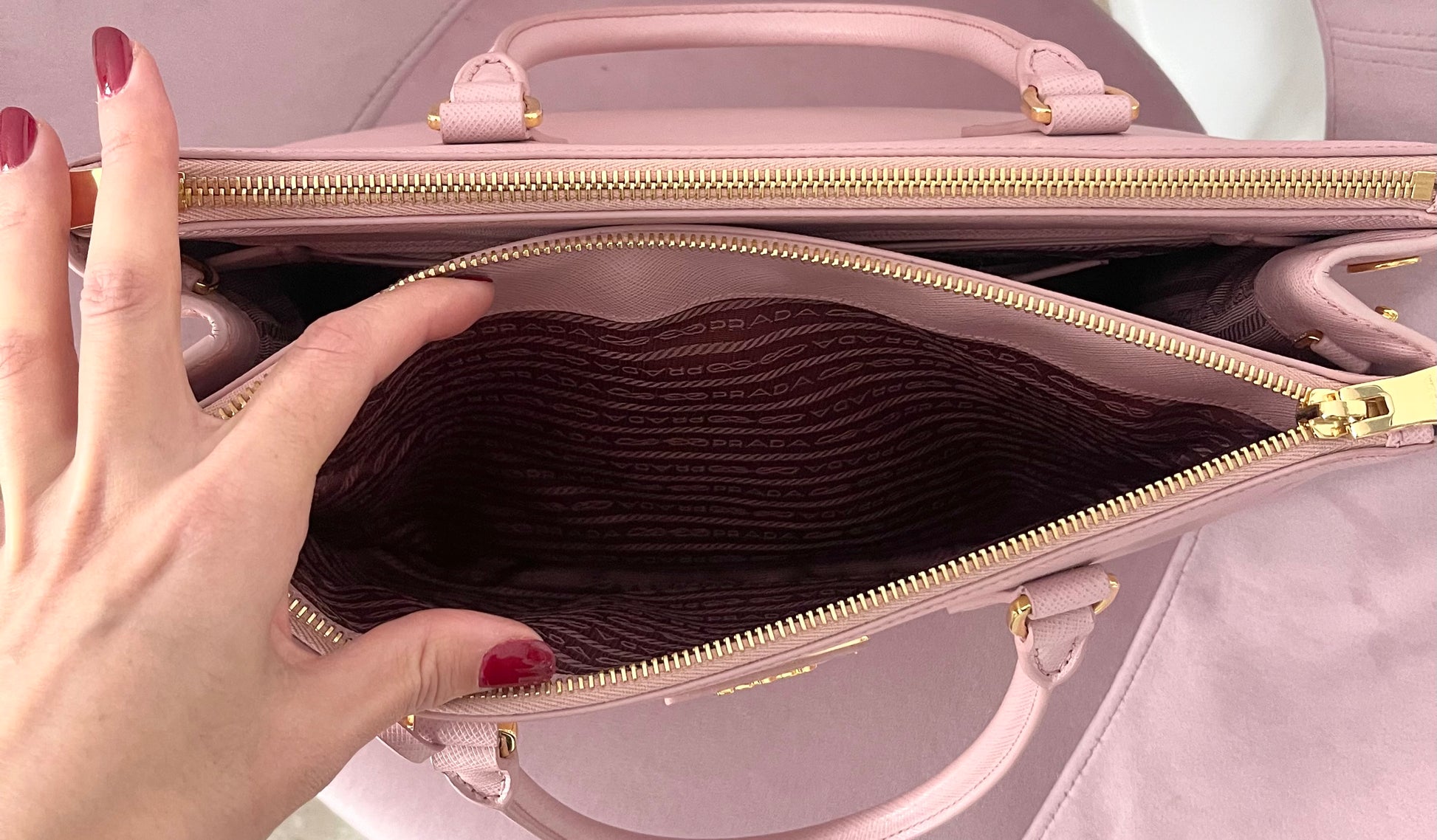 Borsa Galleria Large in Saffiano Prada