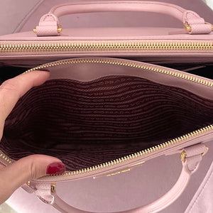 Borsa Galleria Large in Saffiano Prada