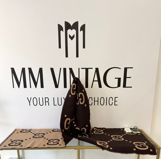 Sciarpa in lana e seta con motivo GG Jacquard Gucci