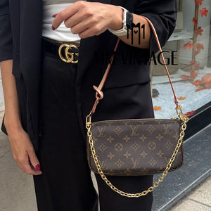 Pochette Accessoires Monogram Louis Vuitton