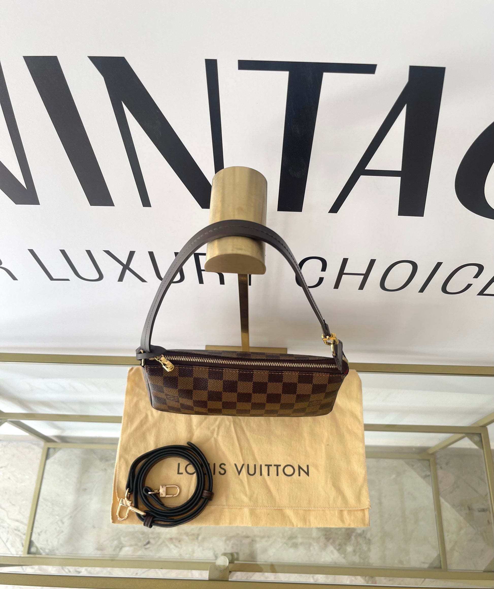Pochette Accessoires Damier Ebéne Louis Vuitton