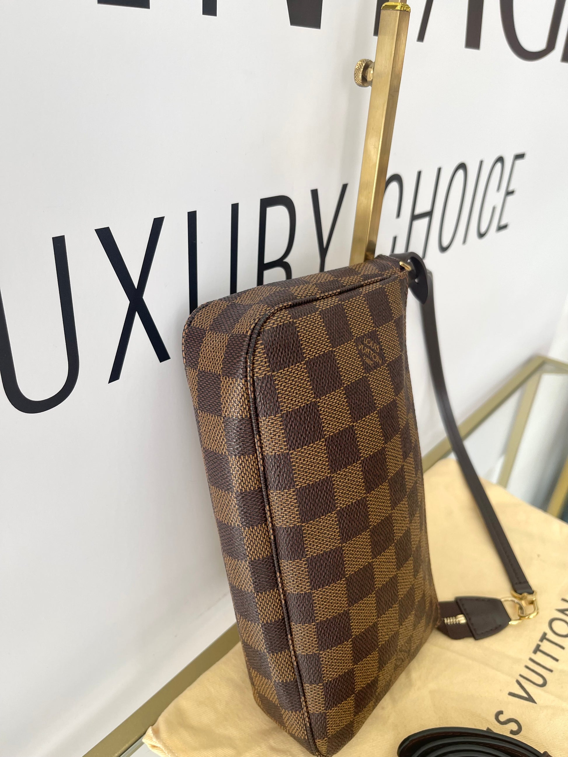 Pochette Accessoires Damier Ebéne Louis Vuitton