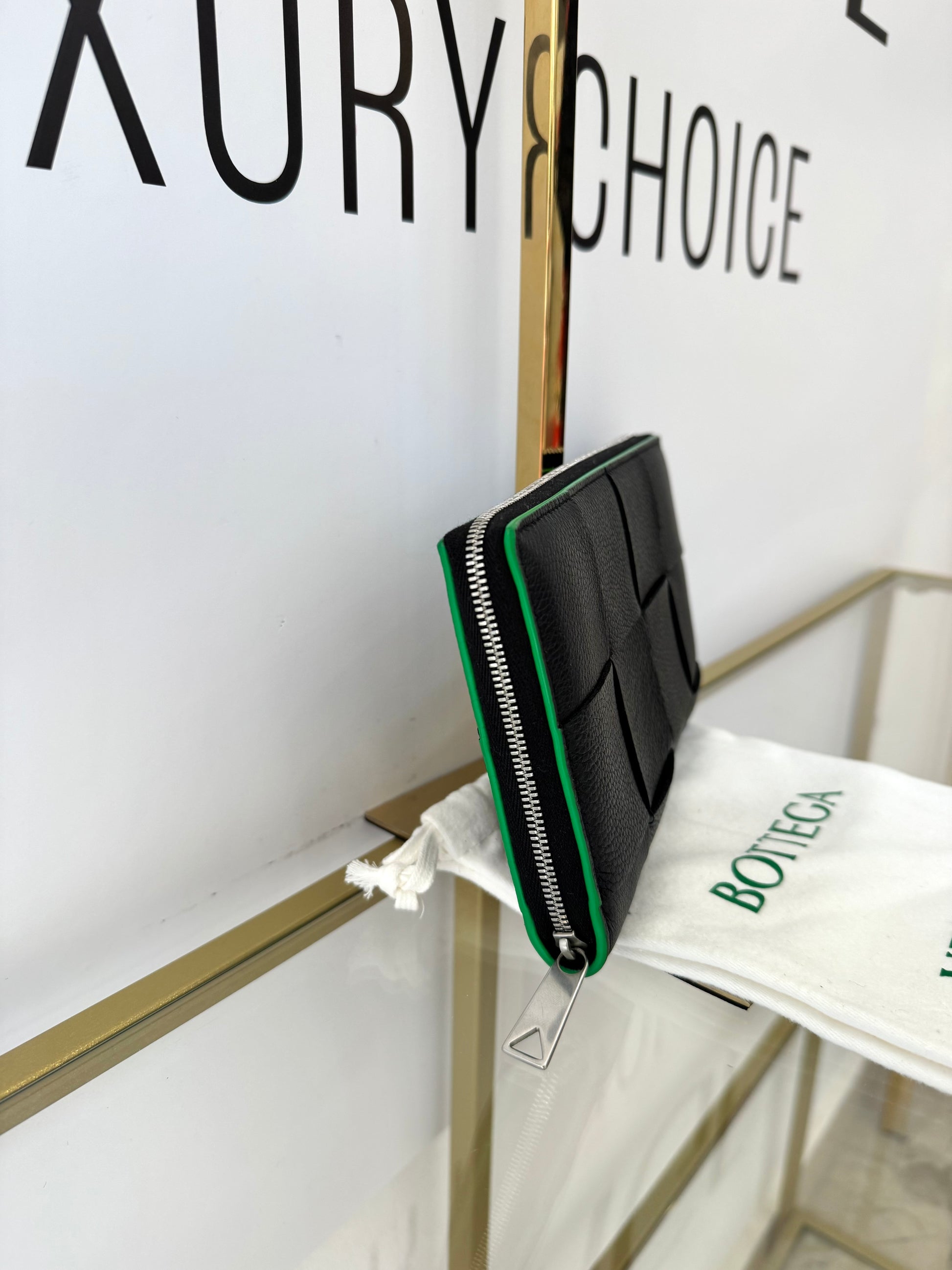 Portafoglio Cassette nero Bottega Veneta