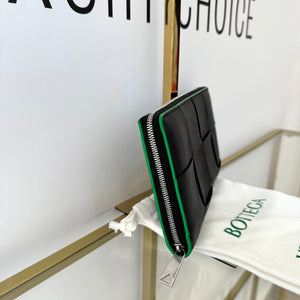 Portafoglio Cassette nero Bottega Veneta