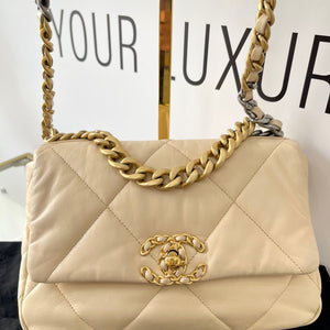 Borsa Chanel 19