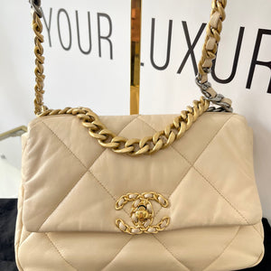 Borsa Chanel 19