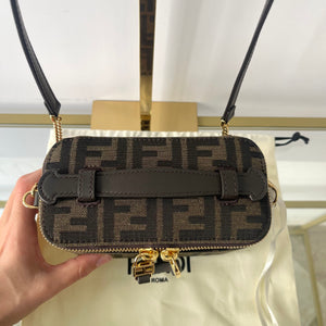 Borsa Vanity Fendi