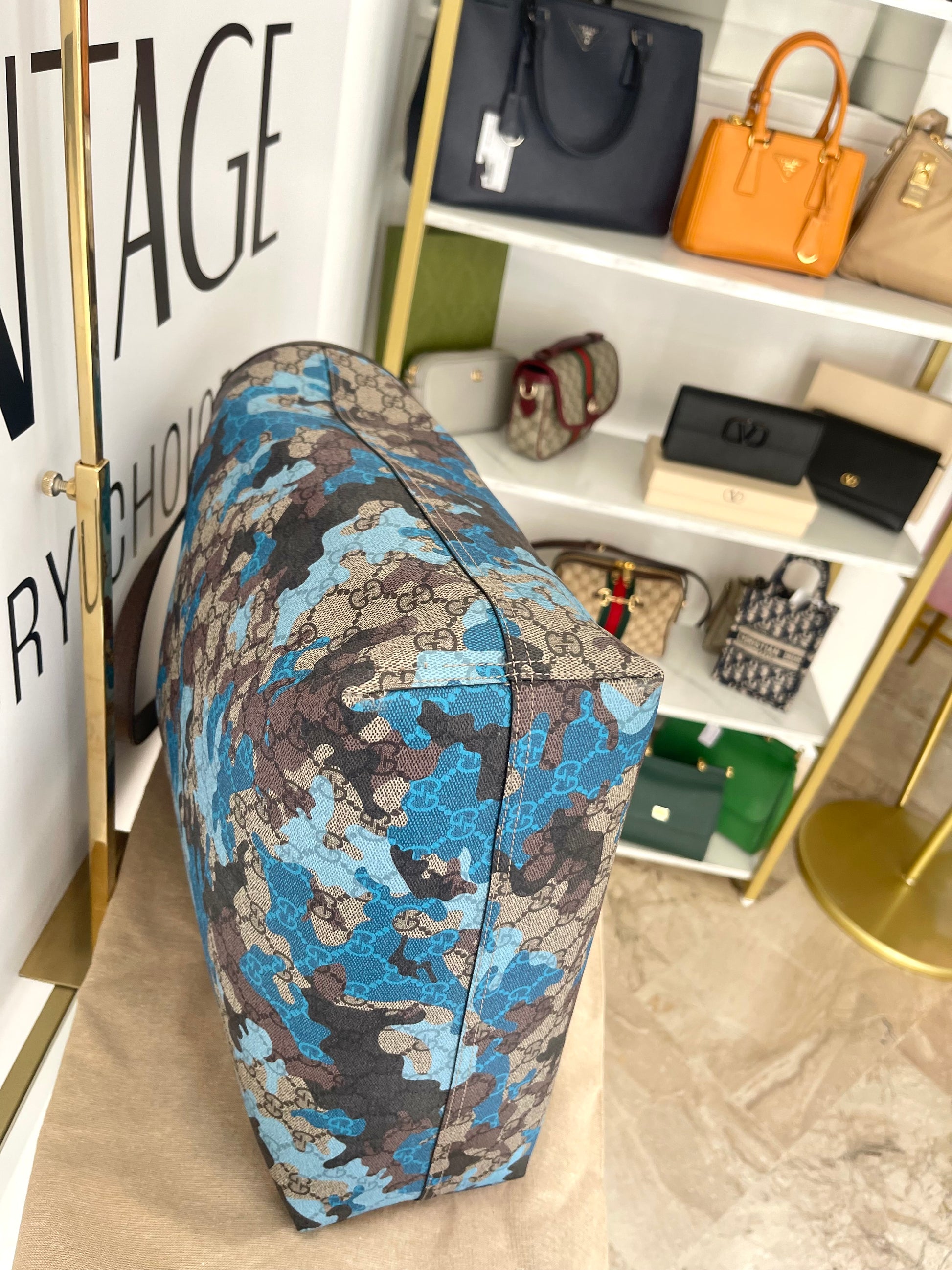 Borsa Shopping Camouflage GG Supreme Gucci