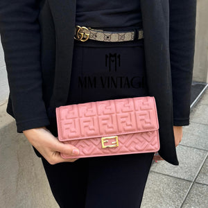 Wallet on Chain Baguette rosa Fendi