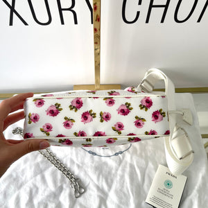 Borsa Re-Edition 2005 in Re-Nylon e Saffiano con motivo rose Prada