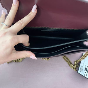 Wallet On Chain Cassandra Saint Laurent