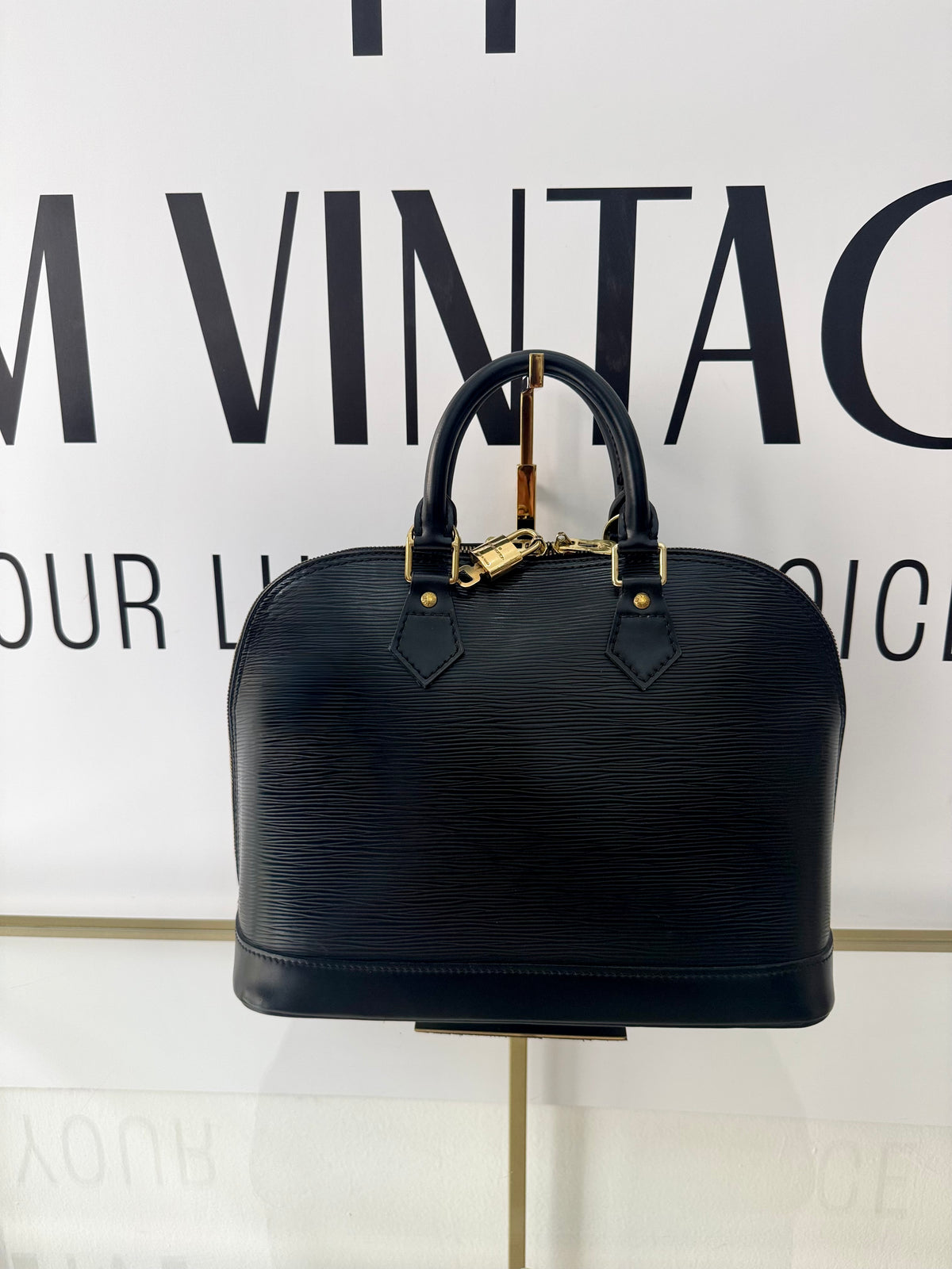 Borsa Alma PM Epi Louis Vuitton