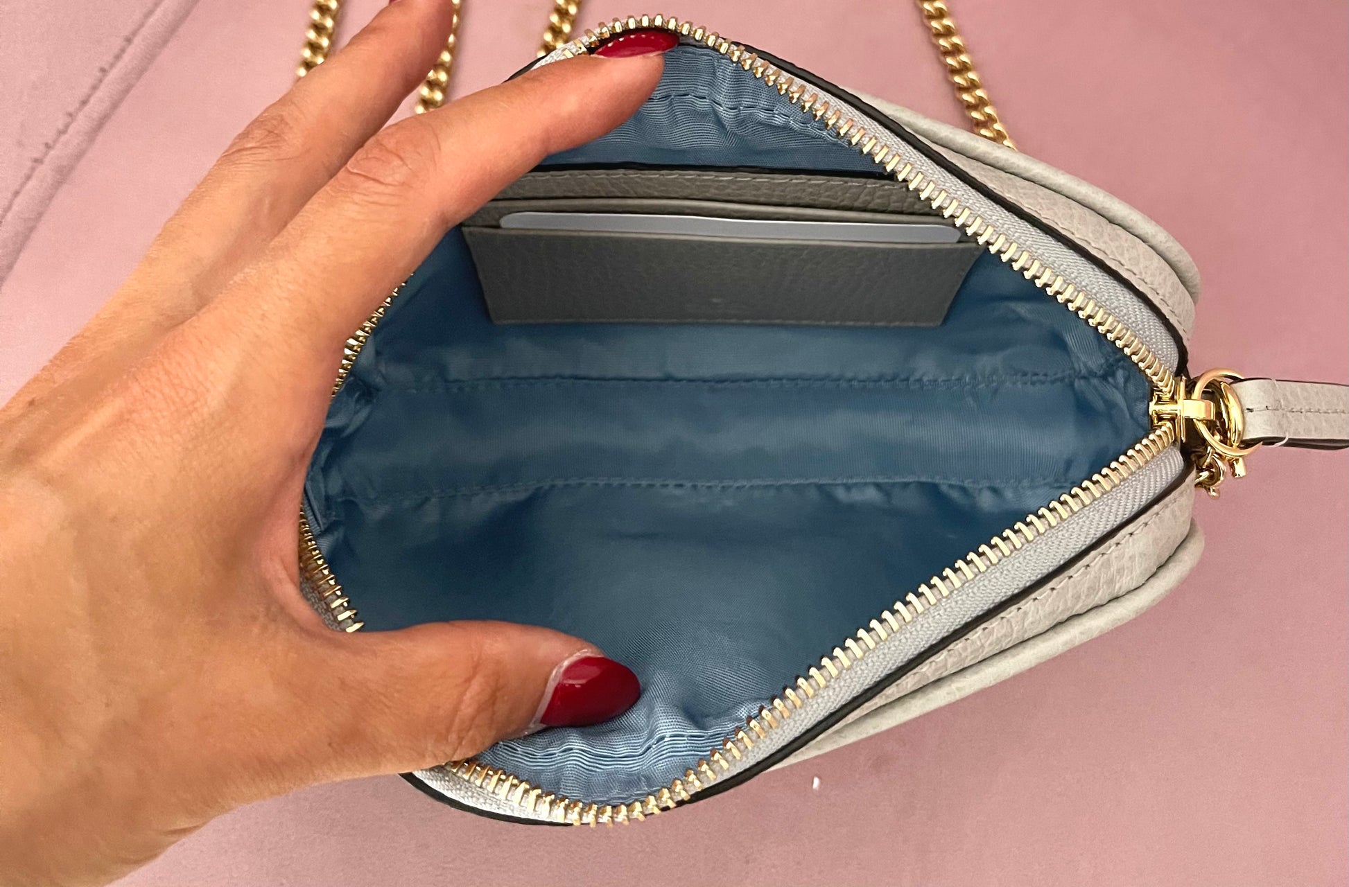 Borsa Mini Camera Bag GG Marmont Gucci