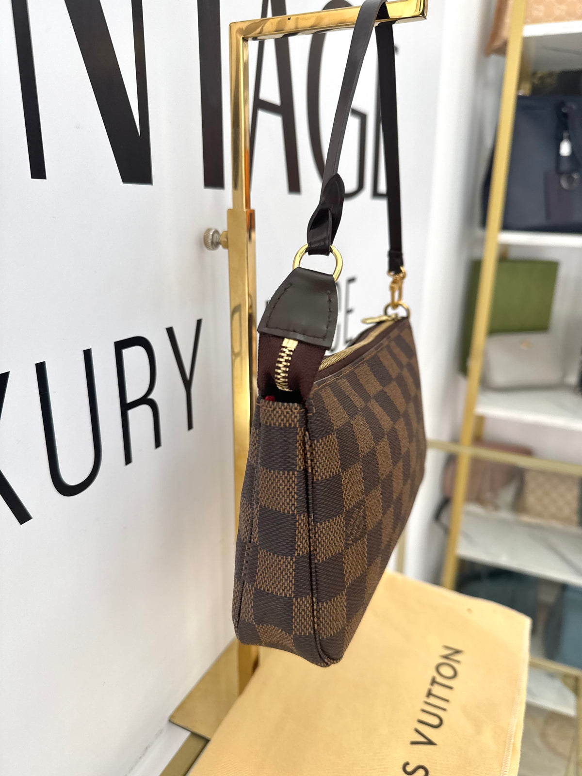Pochette Accessoires Damier Ebéne Louis Vuitton