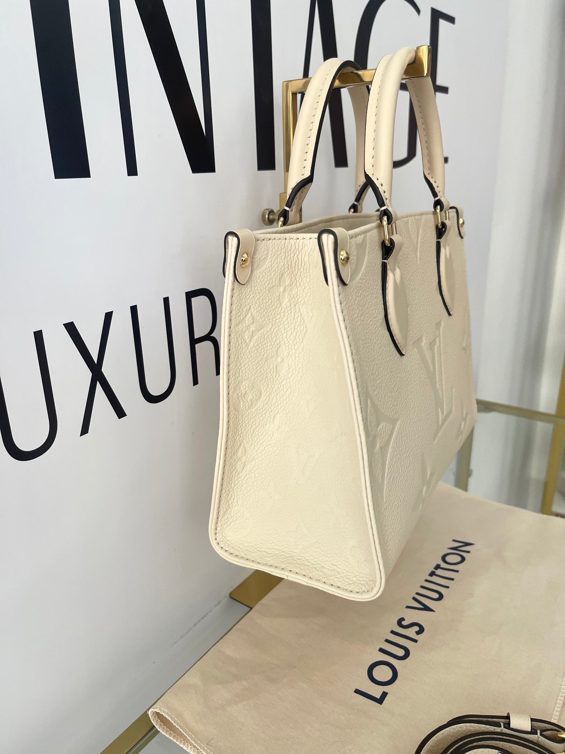 Borsa OnTheGo PM Monogram Empreinte Louis Vuitton