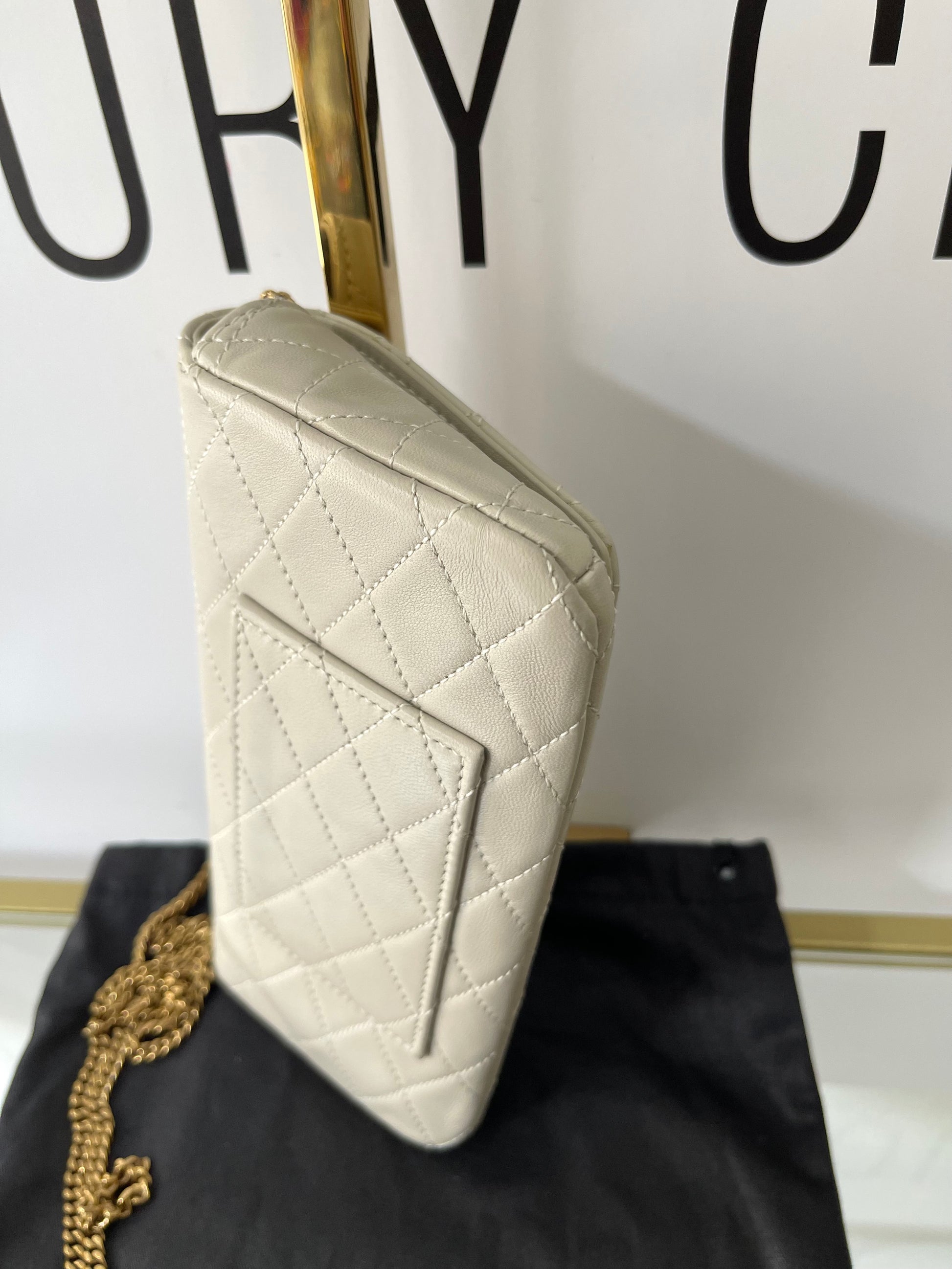 Pochette Gaby Saint Laurent