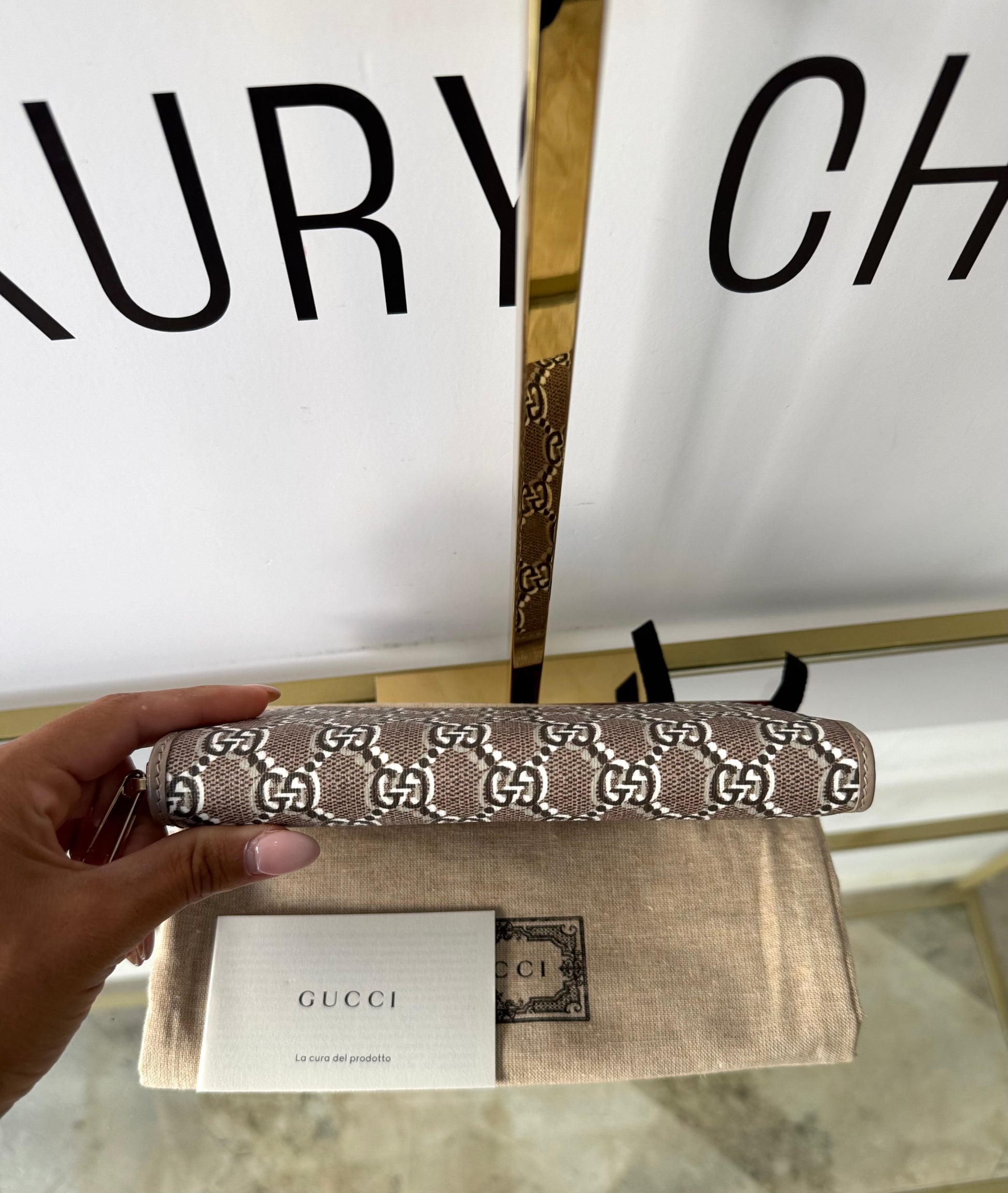 Portafoglio Continental Zip Around GG Shadow Gucci