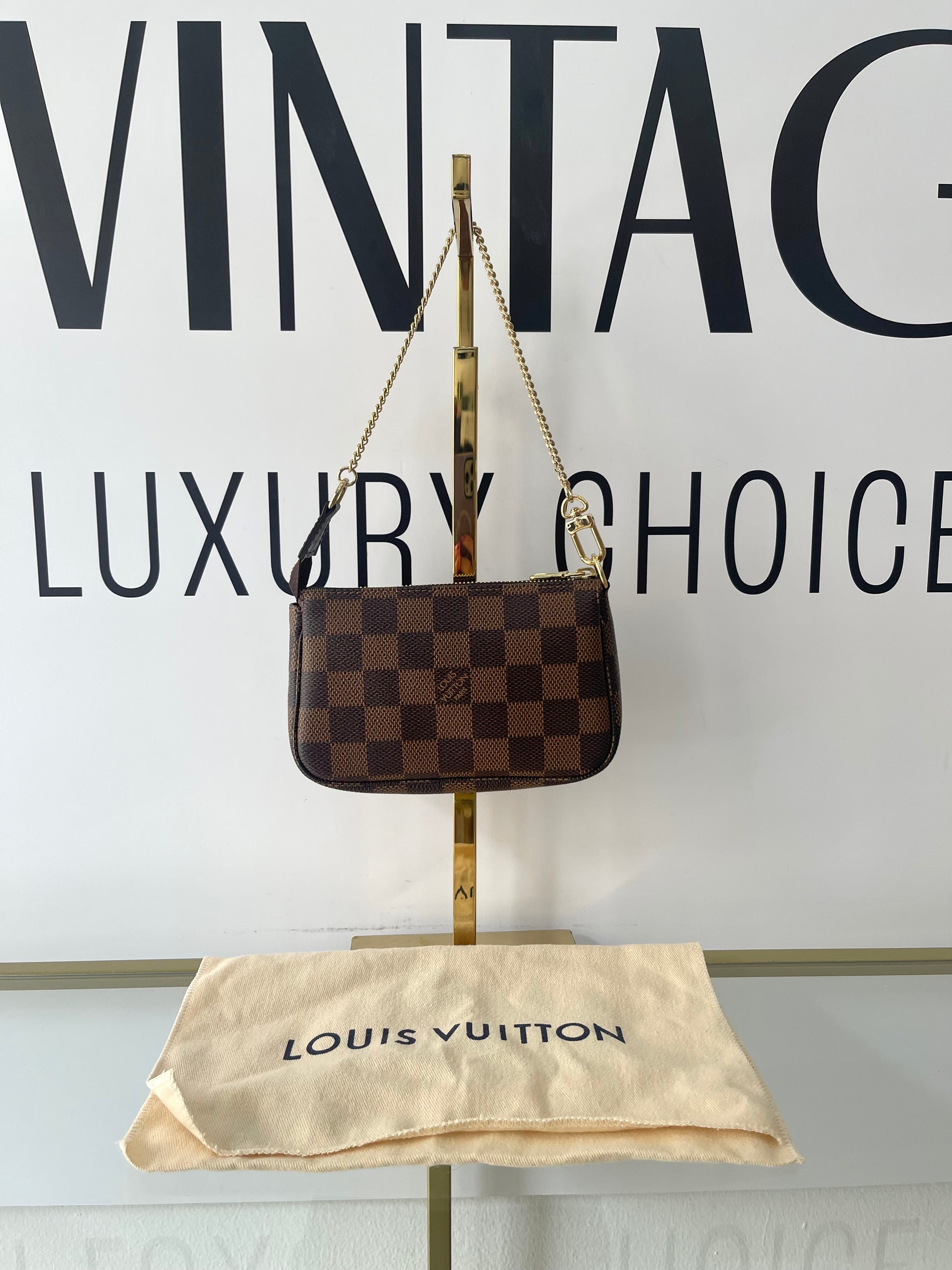 Borsa Mini Pochette Accessoires Damier Ebène Louis Vuitton
