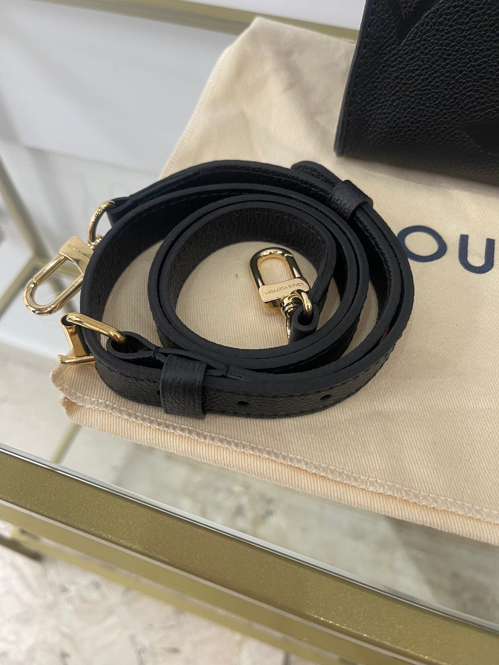 Borsa OnTheGo PM Monogram Empreinte Louis Vuitton