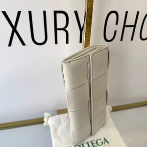 Portafoglio Cassette bianco Bottega Veneta