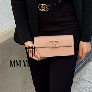Wallet On Chain VLogo Signature Valentino Garavani