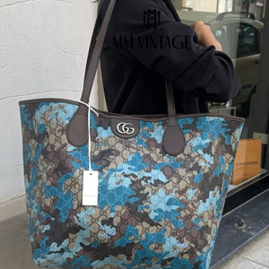 Borsa Shopping Camouflage GG Supreme Gucci