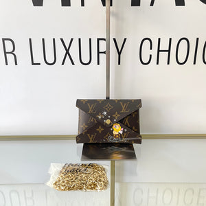 Kirigami Medium Monogram Vivienne Christmas Animation Louis Vuitton LIMITED EDITION