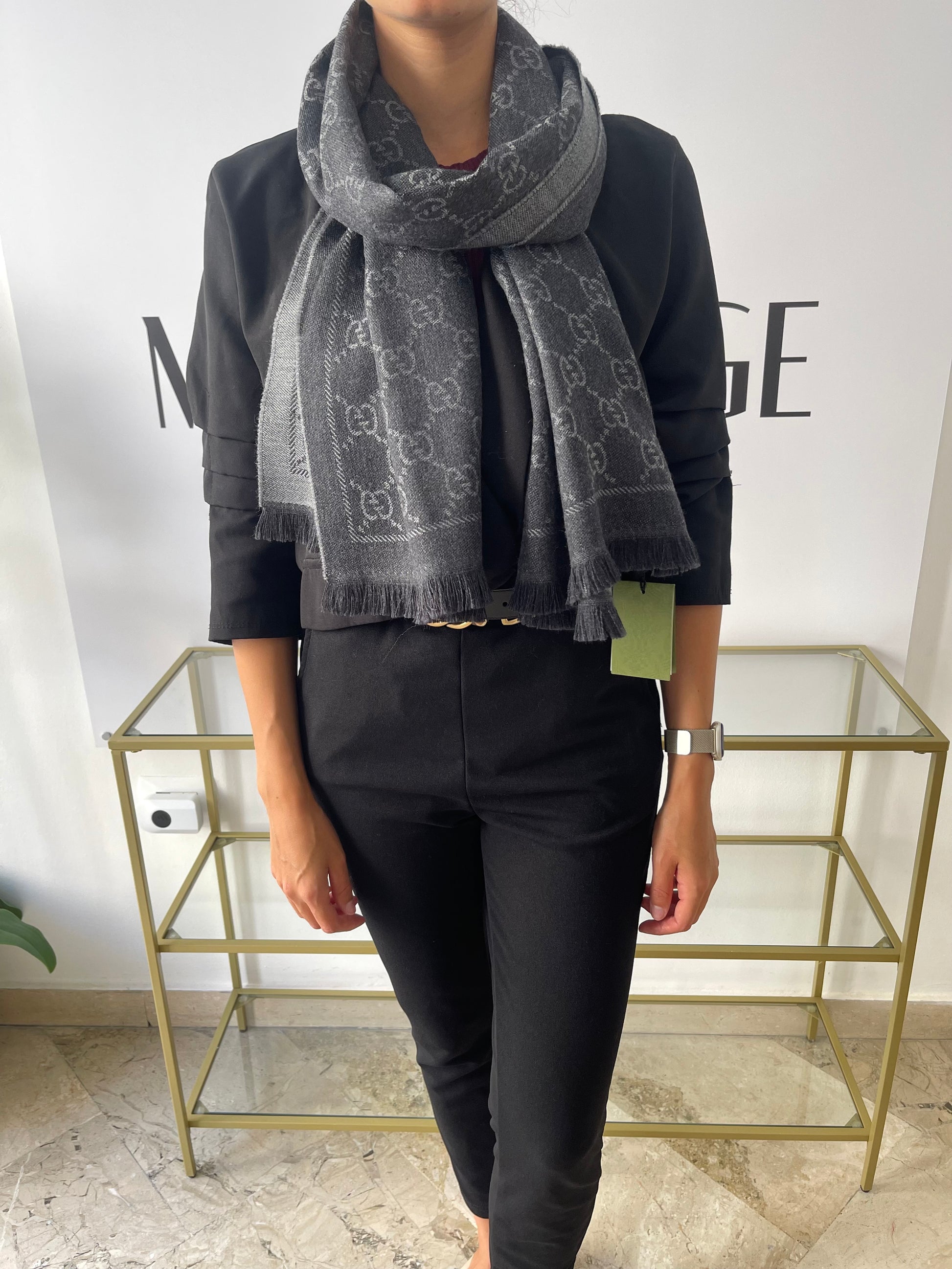 Sciarpa GG jacquard grigio antracite Gucci