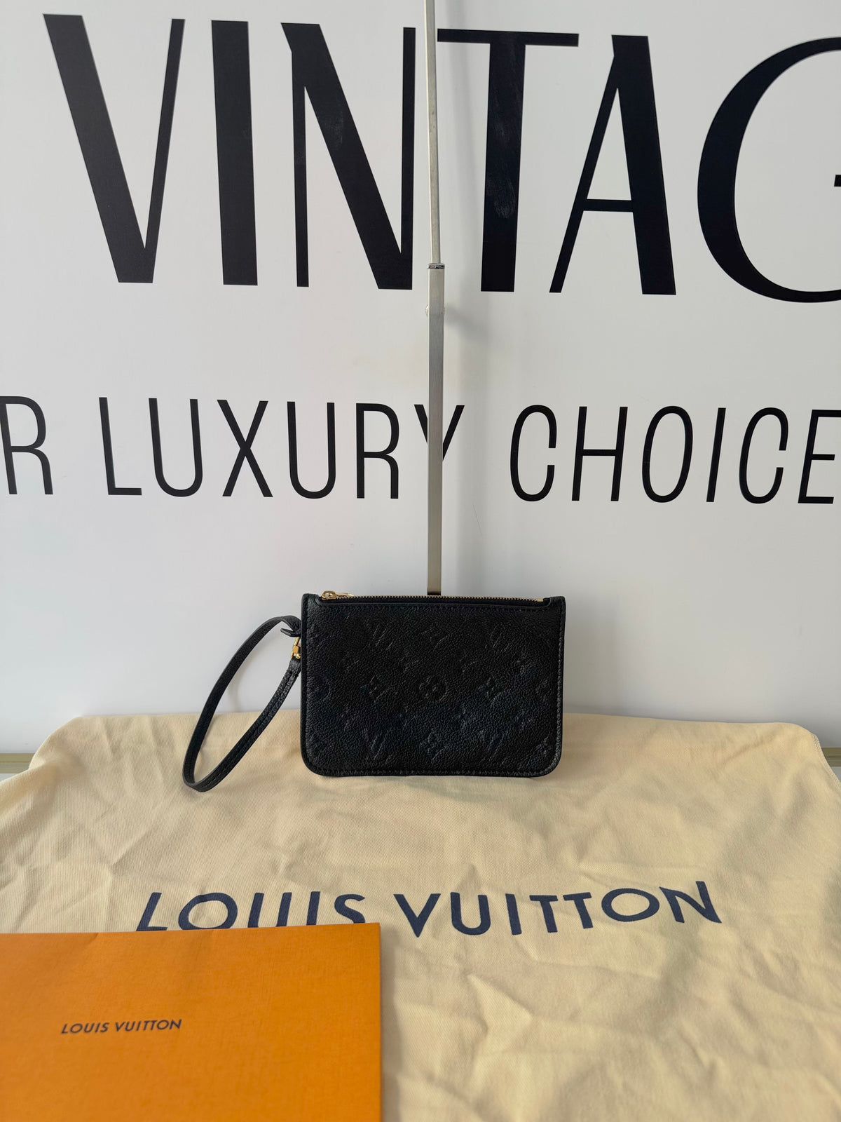 Borsa Loop Hobo Monogram Empreinte Louis Vuitton