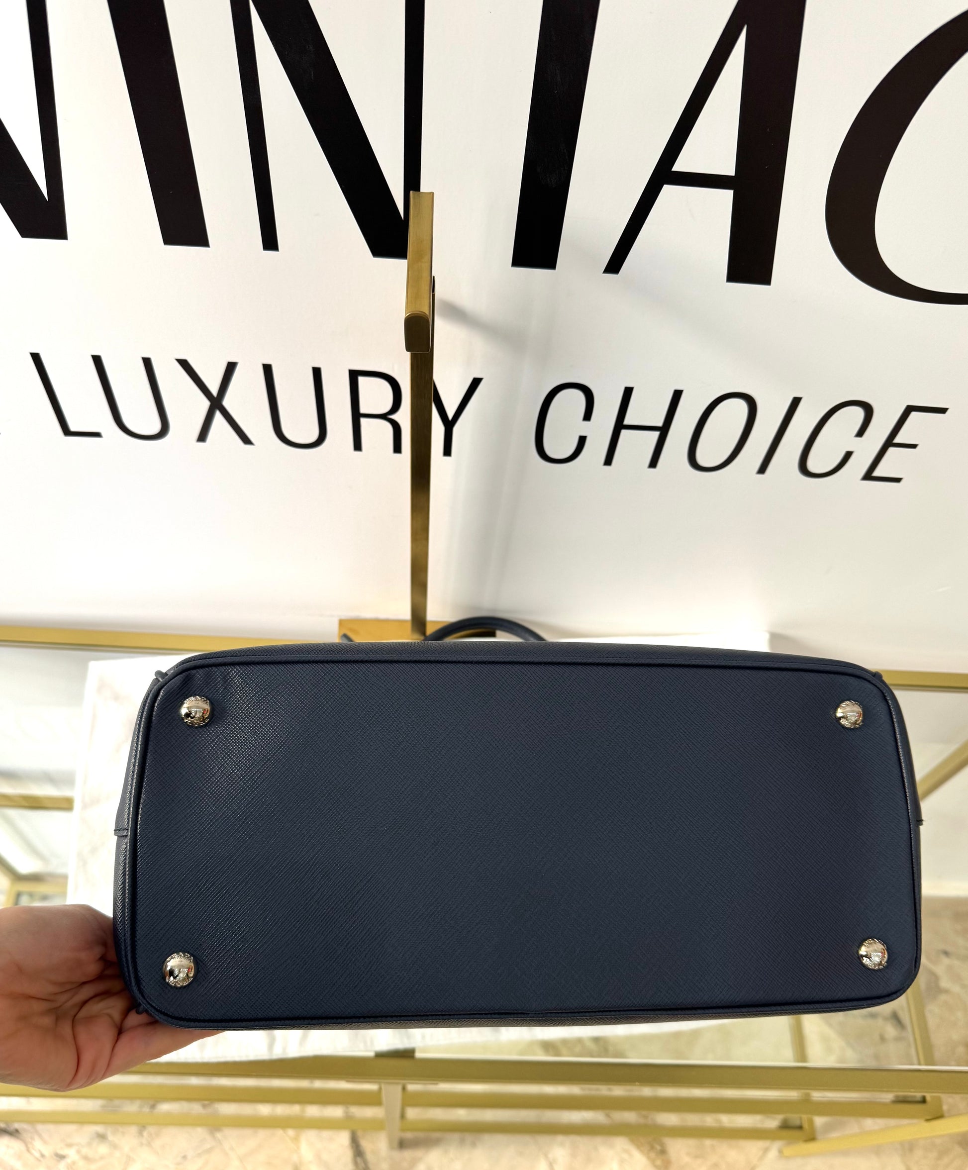 Borsa Galleria Large in Saffiano Prada
