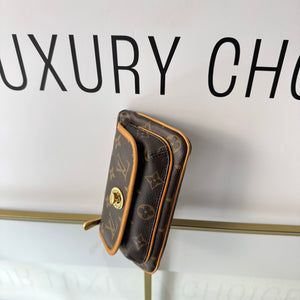 Pochette Tikal Monogram Louis Vuitton