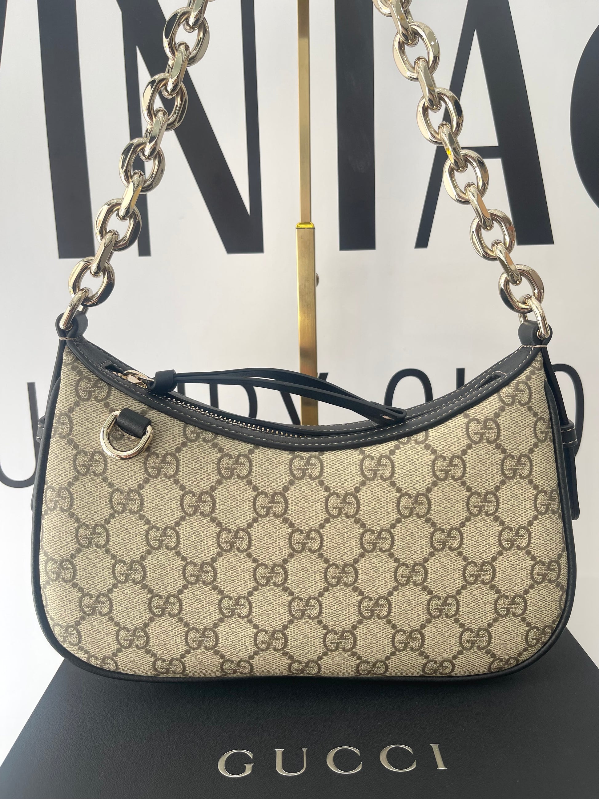 Borsa GG Emblem Gucci