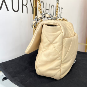 Borsa Chanel 19