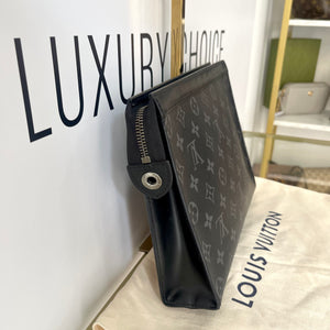 Pochette Voyage MM Monogram Eclipse Louis Vuitton