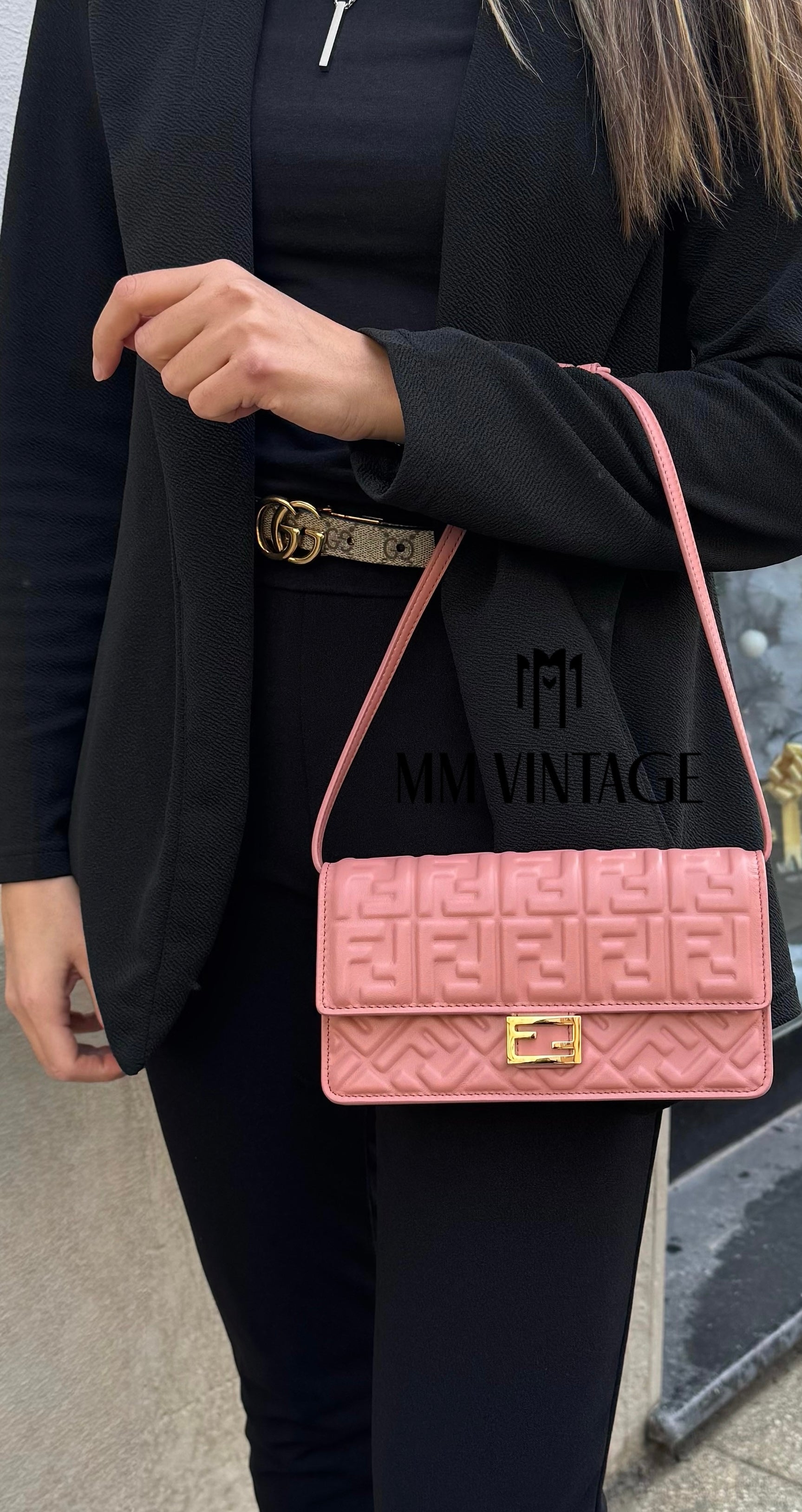 Wallet on Chain Baguette rosa Fendi