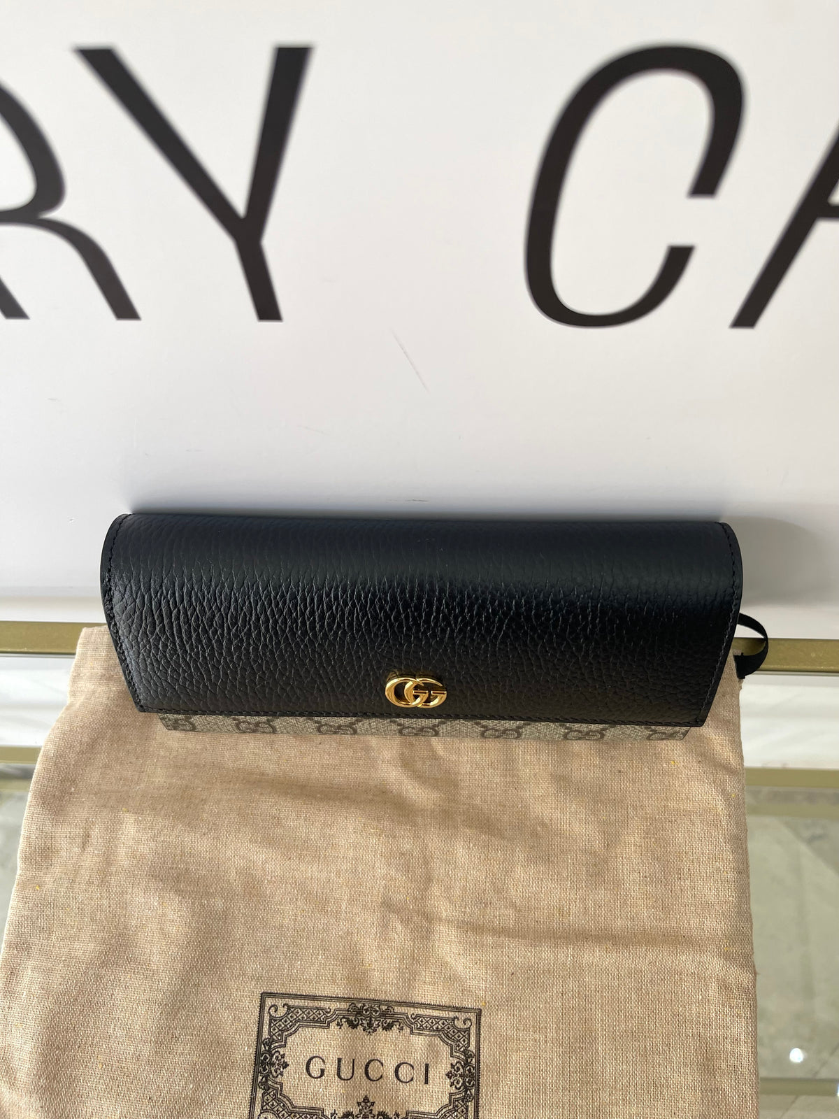 Portafoglio Continental GG Marmont Bicolore Gucci