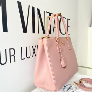 Borsa Galleria Large in Saffiano Prada