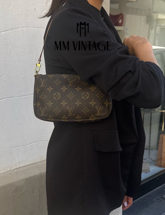 Pochette Accessoires Monogram Louis Vuitton