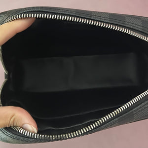 Trousse Toilette PM Damien Graphite Louis Vuitton