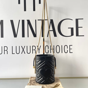 Borsa a secchiello GG Marmont Gucci